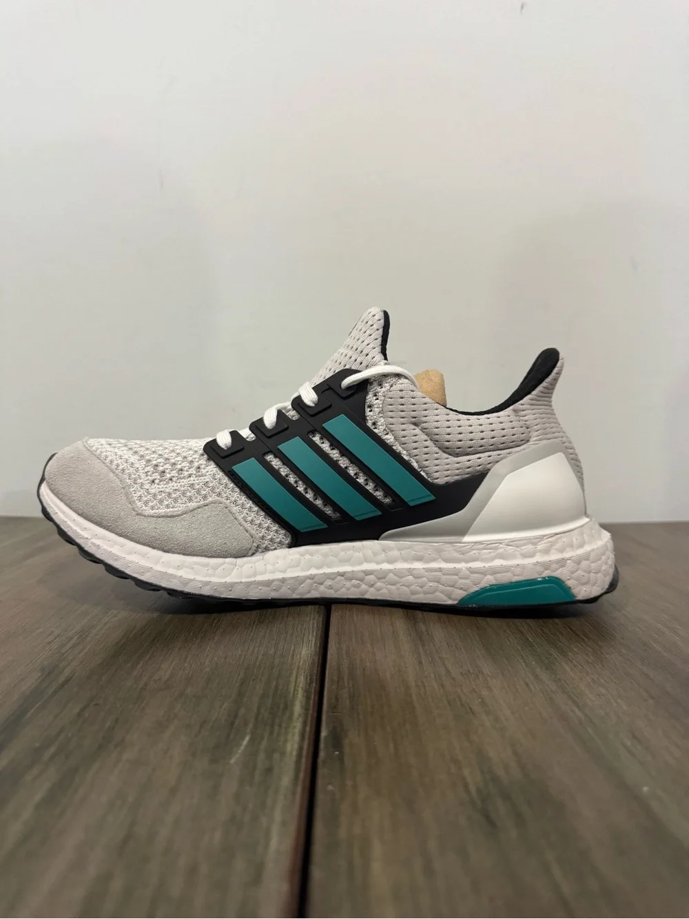 ADIDAS ULTRABOOST 1.0 WHITE PURE TEAL MEN RUNNING SHOES